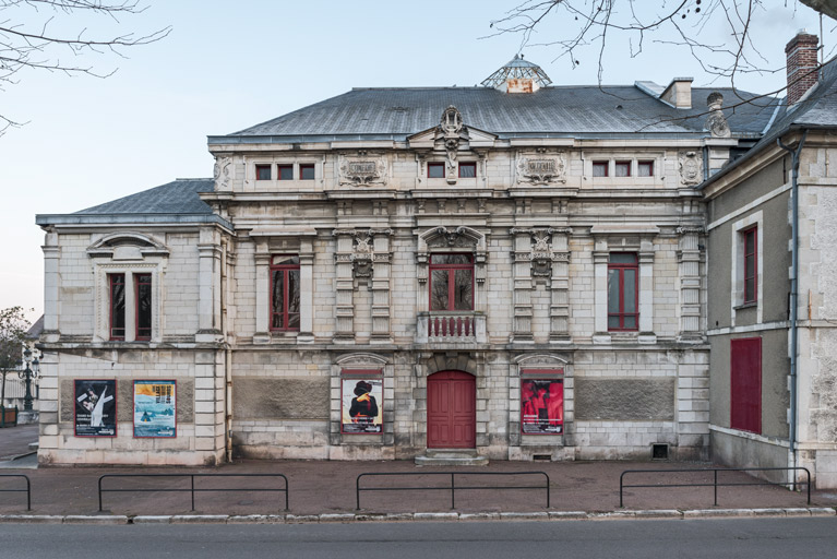 théâtre © Pierre-Marie Barbe-Richaud / Région Bourgogne-Franche-Comté, Inventaire du patrimoine - 2023  théâtre © Pierre-Marie Barbe-Richaud / Région Bourgogne-Franche-Comté, Inventaire du patrimoine - 2023
