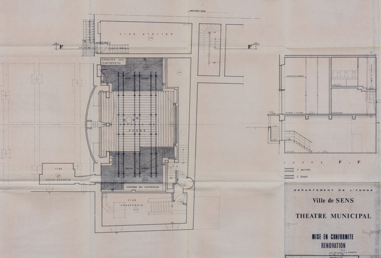 théâtre © Pierre-Marie Barbe-Richaud / Région Bourgogne-Franche-Comté, Inventaire du patrimoine - 2023  théâtre © Pierre-Marie Barbe-Richaud / Région Bourgogne-Franche-Comté, Inventaire du patrimoine - 2023
