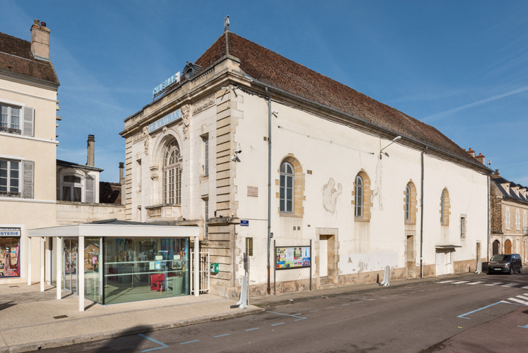 chapelle théâtre cinéma © Pierre-Marie Barbe-Richaud / Région Bourgogne-Franche-Comté, Inventaire du patrimoine - 2023  chapelle théâtre cinéma © Pierre-Marie Barbe-Richaud / Région Bourgogne-Franche-Comté, Inventaire du patrimoine - 2023