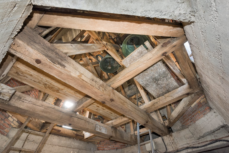 beffroi de charpente clocher cloche © Pierre-Marie Barbe-Richaud / Région Bourgogne-Franche-Comté, Inventaire du patrimoine - 2023  beffroi de charpente clocher cloche © Pierre-Marie Barbe-Richaud / Région Bourgogne-Franche-Comté, Inventaire du patrimoine - 2023