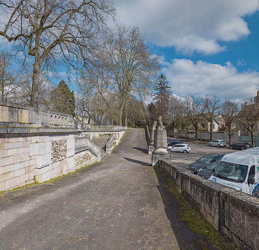 fortification d'agglomération bastion square © Thierry Kuntz / Région Bourgogne-Franche-Comté, Inventaire du patrimoine - 2024  fortification d'agglomération bastion square © Thierry Kuntz / Région Bourgogne-Franche-Comté, Inventaire du patrimoine - 2024