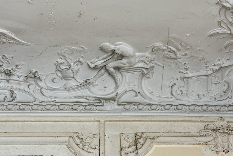 plafond © Pierre-Marie Barbe-Richaud / Région Bourgogne-Franche-Comté, Inventaire du patrimoine - 2024  plafond © Pierre-Marie Barbe-Richaud / Région Bourgogne-Franche-Comté, Inventaire du patrimoine - 2024