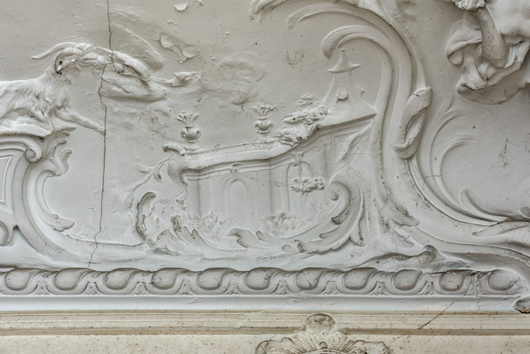 plafond © Pierre-Marie Barbe-Richaud / Région Bourgogne-Franche-Comté, Inventaire du patrimoine - 2024  plafond © Pierre-Marie Barbe-Richaud / Région Bourgogne-Franche-Comté, Inventaire du patrimoine - 2024