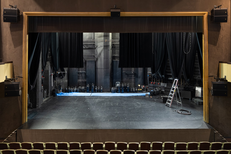  maison du peuple théâtre © Pierre-Marie Barbe-Richaud / Région Bourgogne-Franche-Comté, Inventaire du patrimoine - 2024