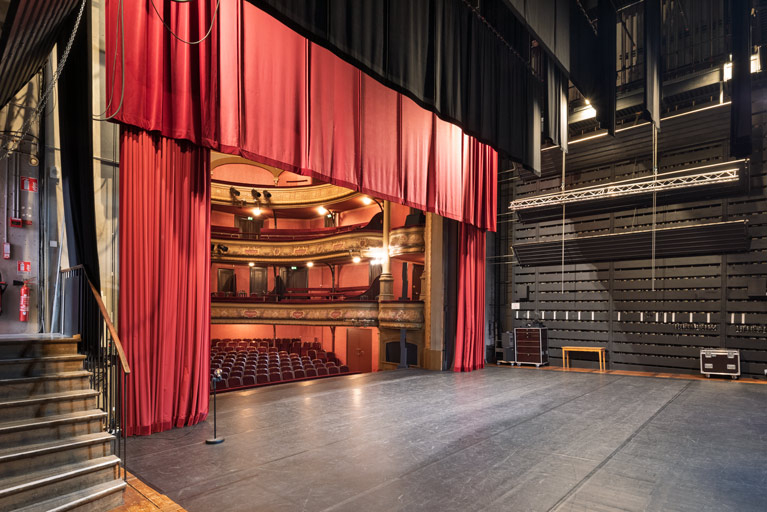  théâtre halle © Pierre-Marie Barbe-Richaud / Région Bourgogne-Franche-Comté, Inventaire du patrimoine - 2025