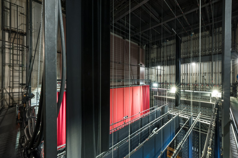  théâtre halle © Pierre-Marie Barbe-Richaud / Région Bourgogne-Franche-Comté, Inventaire du patrimoine - 2025