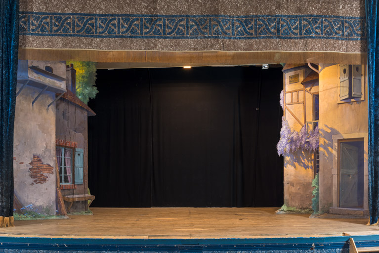  décor de théâtre © Pierre-Marie Barbe-Richaud / Région Bourgogne-Franche-Comté, Inventaire du patrimoine - 2025