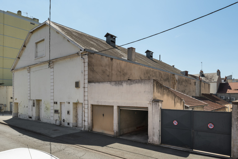  café théâtre cinéma © Pierre-Marie Barbe-Richaud / Région Bourgogne-Franche-Comté, Inventaire du patrimoine - 2025