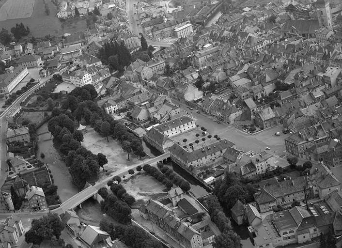 église © Roger Henrard / Région Bourgogne-Franche-Comté, Inventaire du patrimoine - 1956