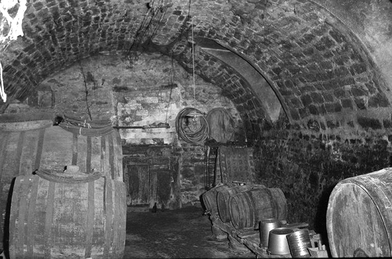 Ferme cadastrée 1965 AD : la cave © F. Pernin / Région Bourgogne-Franche-Comté, Inventaire du patrimoine - 1974