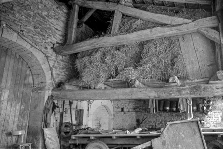 Détail de la charpente en 1974. © F. Pernin / Région Bourgogne-Franche-Comté, Inventaire du patrimoine - 1974