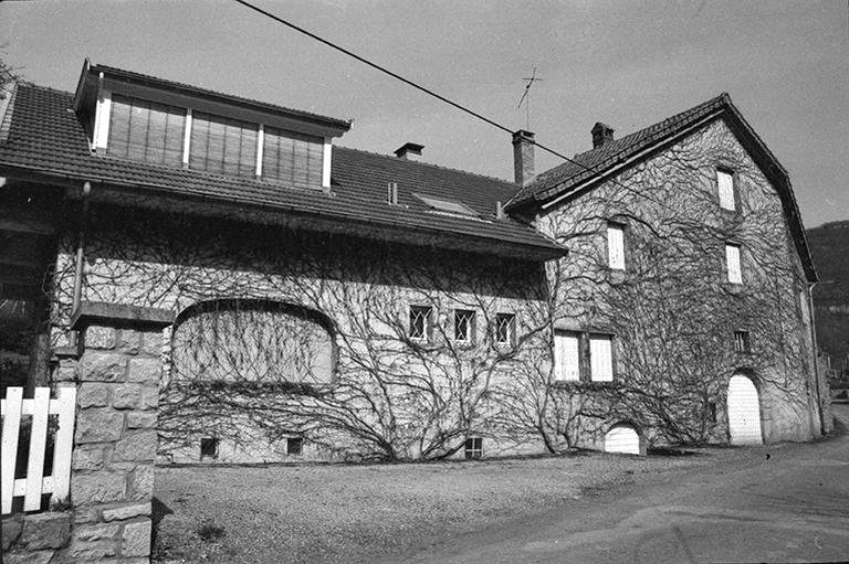 Maison cadastrée   1964 AB 13 : façade antérieure. © F. Pernin / Région Bourgogne-Franche-Comté, Inventaire du patrimoine - 1974