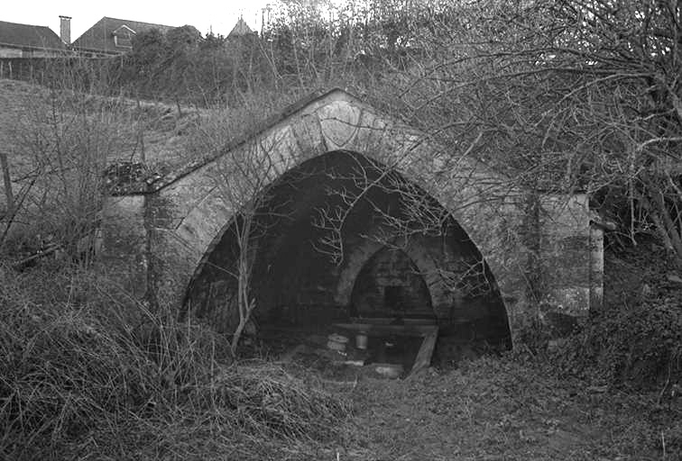 Vue rapprochée en 1974 © Guy Forestier / Région Bourgogne-Franche-Comté, Inventaire du patrimoine - 1974