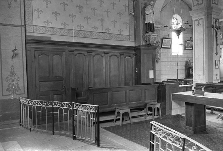 Banc d'oeuvre en bois, 18ème siècle : vue d'ensemble. © Guy Forestier / Région Bourgogne-Franche-Comté, Inventaire du patrimoine - 1974