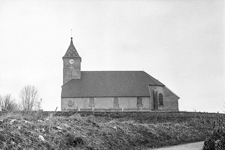 Façade latérale droite. © Guy Forestier / Région Bourgogne-Franche-Comté, Inventaire du patrimoine - 1974