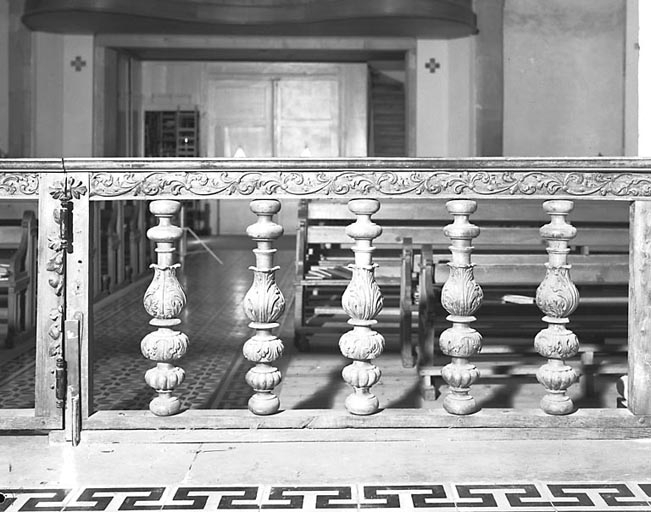 Détail du revers : panneau dormant gauche. © Yves Sancey / Région Bourgogne-Franche-Comté, Inventaire du patrimoine - 1975