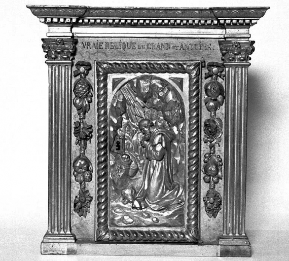 Vue d'ensemble du reliquaire fermé. © Yves Sancey / Région Bourgogne-Franche-Comté, Inventaire du patrimoine - 1975