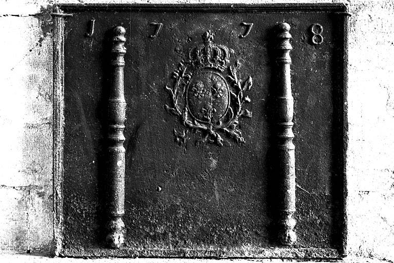 Plaque datée de 1778. © Yves Sancey / Région Bourgogne-Franche-Comté, Inventaire du patrimoine - 1975