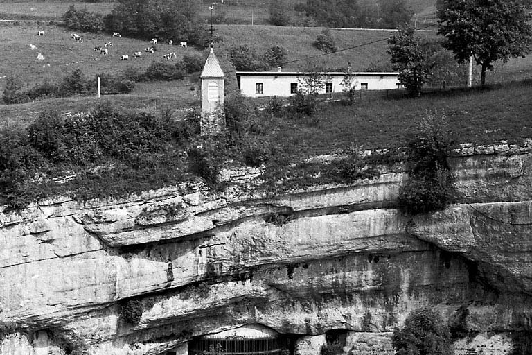 Vue d'ensemble du site. © Yves Sancey / Région Bourgogne-Franche-Comté, Inventaire du patrimoine - 1975