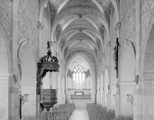 Intérieur : la nef vue depuis le choeur. © Yves Sancey / Région Bourgogne-Franche-Comté, Inventaire du patrimoine - 1975
