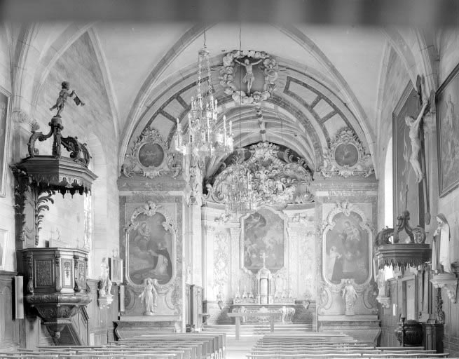 Intérieur : le choeur vu de puis la nef. © Yves Sancey / Région Bourgogne-Franche-Comté, Inventaire du patrimoine - 1975