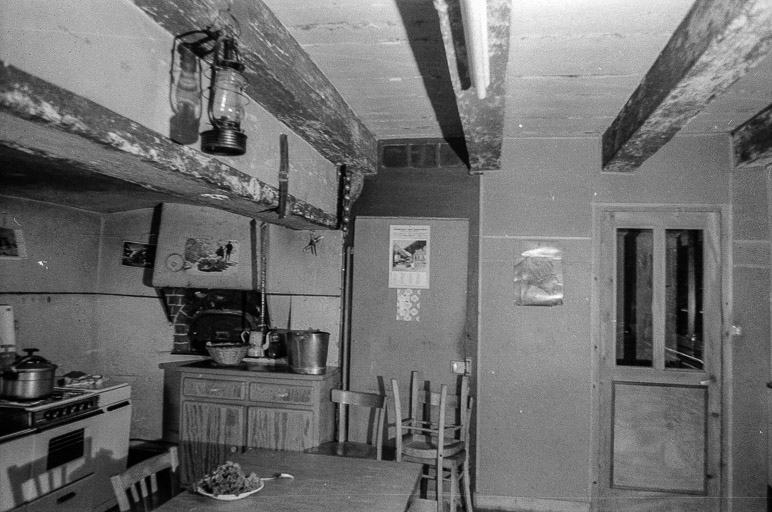 Cuisine. © Gilbert Poinsot / Région Bourgogne-Franche-Comté, Inventaire du patrimoine - 1975