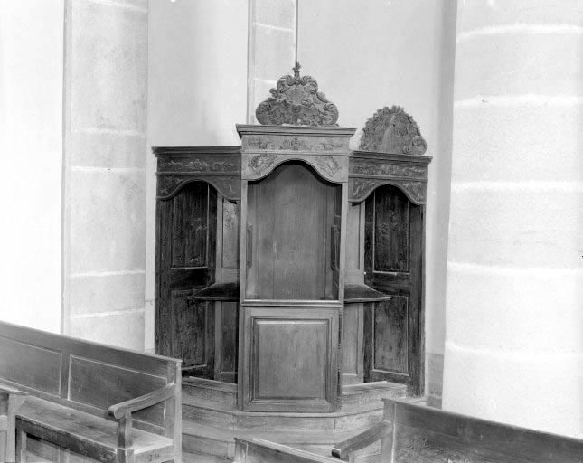 Confessionnal sud. © Yves Sancey / Région Bourgogne-Franche-Comté, Inventaire du patrimoine - 1975