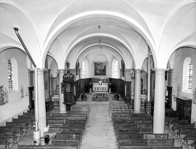 Nef et choeur vus de la tribune. © Yves Sancey / Région Bourgogne-Franche-Comté, Inventaire du patrimoine - 1975