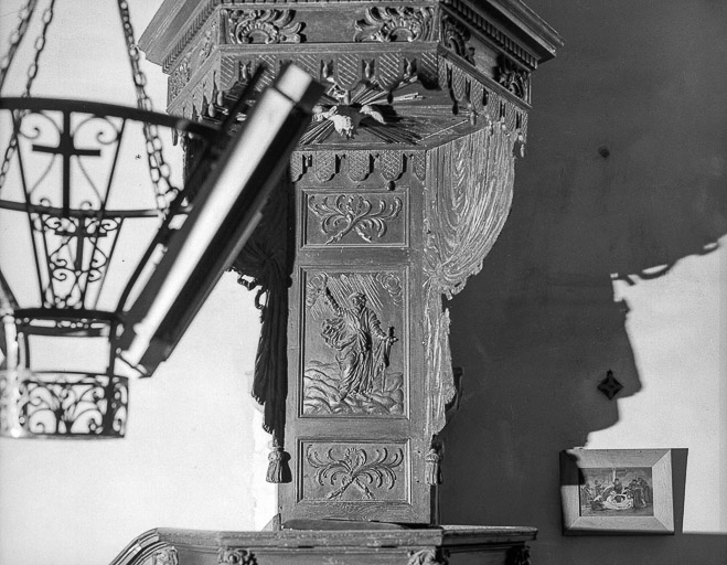 Détail : le dorsal. © Yves Sancey / Région Bourgogne-Franche-Comté, Inventaire du patrimoine - 1975