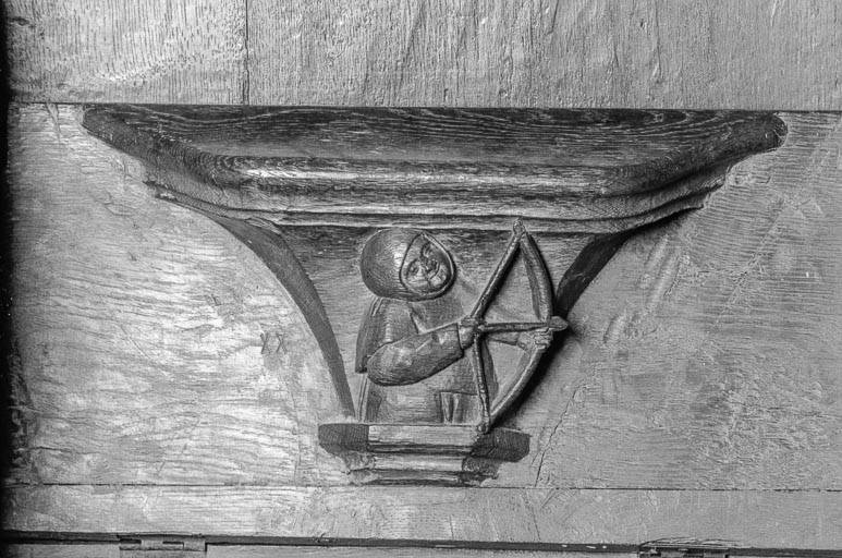 Stalles sud, n° 9, miséricorde. © Yves Sancey / Région Bourgogne-Franche-Comté, Inventaire du patrimoine - 1975