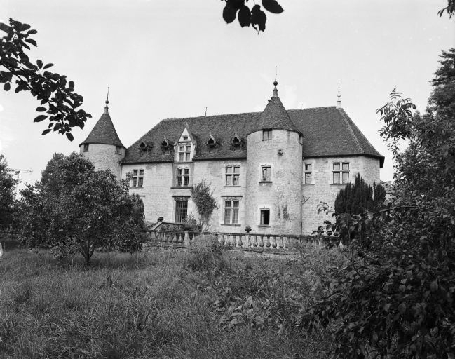 Façade est. © Yves Sancey / Région Bourgogne-Franche-Comté, Inventaire du patrimoine - 1975