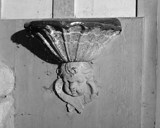 Bénitier. © Yves Sancey / Région Bourgogne-Franche-Comté, Inventaire du patrimoine - 1975