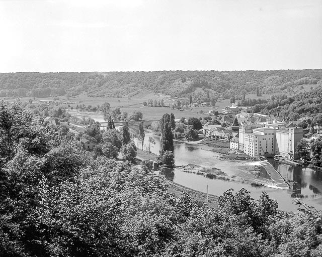 Vue générale. © Bernard Lardière / Région Bourgogne-Franche-Comté, Inventaire du patrimoine - 1976