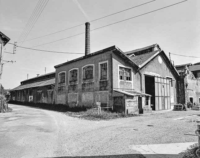 Vue d'ensemble. © Bernard Lardière / Région Bourgogne-Franche-Comté, Inventaire du patrimoine - 1976 Vue d'ensemble. © Bernard Lardière / Région Bourgogne-Franche-Comté, Inventaire du patrimoine - 1976