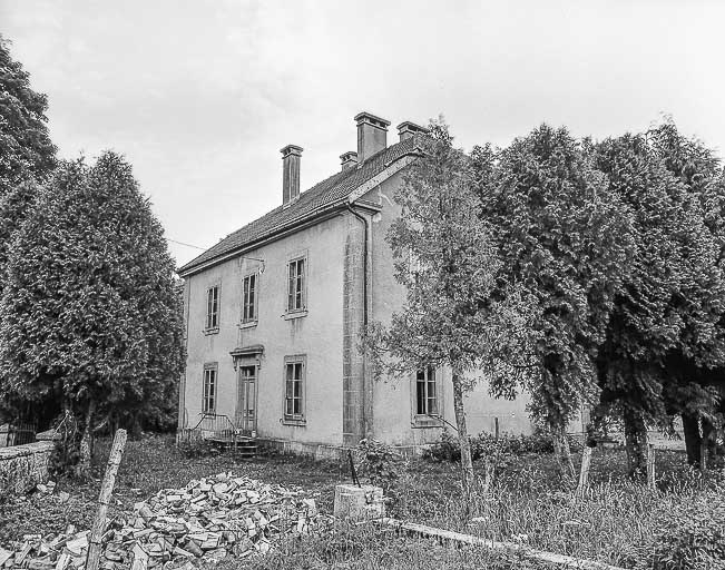 Montlebon, lieu-dit Les Fontenottes : vue d'ensemble. © Dominique Humbert / Région Bourgogne-Franche-Comté, Inventaire du patrimoine - 1976