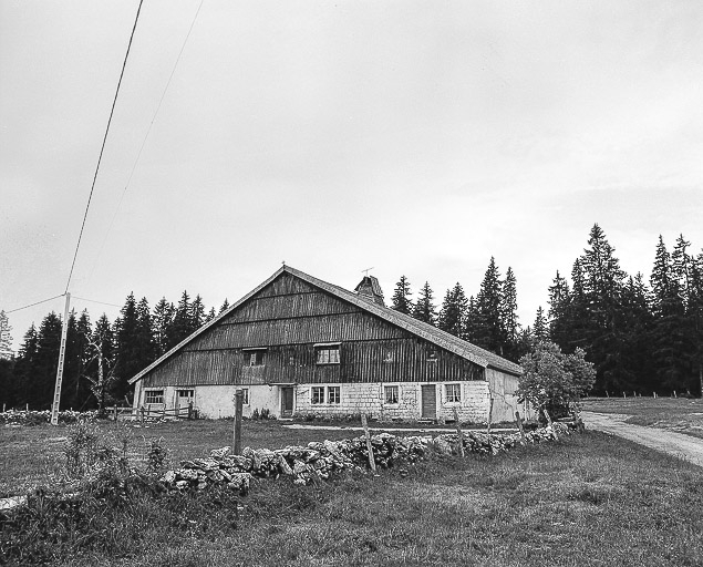 Vue d'ensemble. © Dominique Humbert / Région Bourgogne-Franche-Comté, Inventaire du patrimoine - 1976