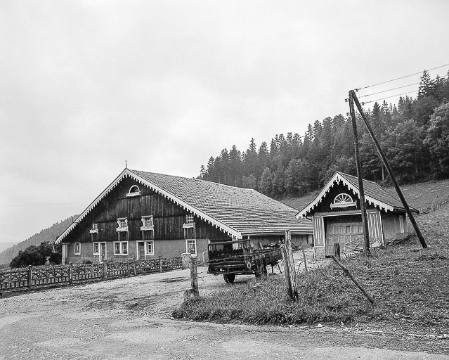 Vue d'ensemble. © Dominique Humbert / Région Bourgogne-Franche-Comté, Inventaire du patrimoine - 1976