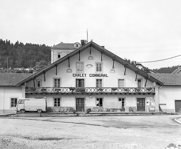 Vue d'ensemble. © Dominique Humbert / Région Bourgogne-Franche-Comté, Inventaire du patrimoine - 1976 Vue d'ensemble. © Dominique Humbert / Région Bourgogne-Franche-Comté, Inventaire du patrimoine - 1976