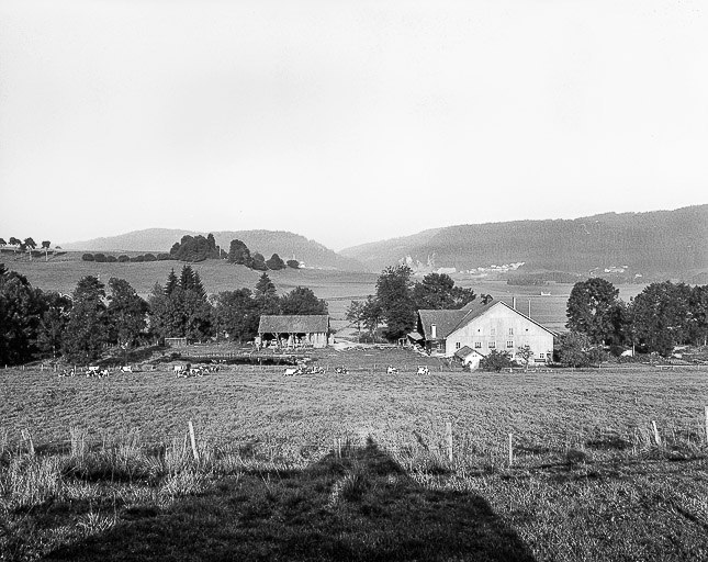 Vue d'ensemble. © Dominique Humbert / Région Bourgogne-Franche-Comté, Inventaire du patrimoine - 1976