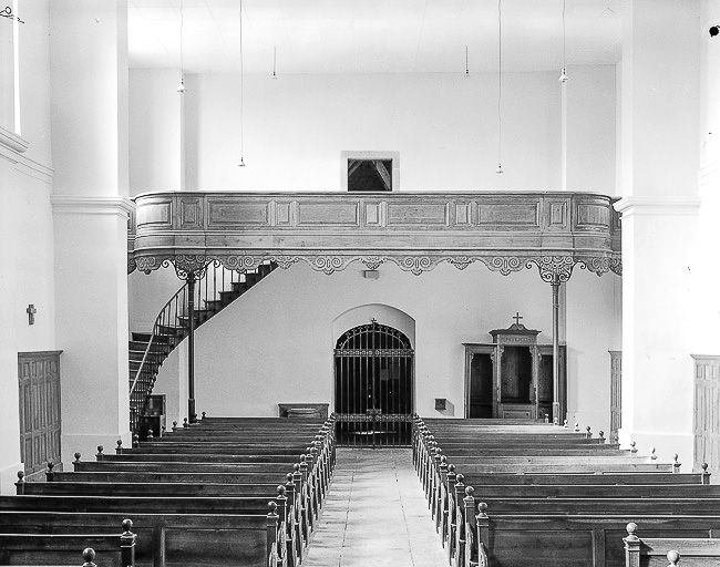 La nef vue depuis le choeur. © Yves Sancey / Région Bourgogne-Franche-Comté, Inventaire du patrimoine - 1976