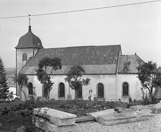 Face latérale droite vue de trois quarts droit. © Yves Sancey / Région Bourgogne-Franche-Comté, Inventaire du patrimoine - 1976