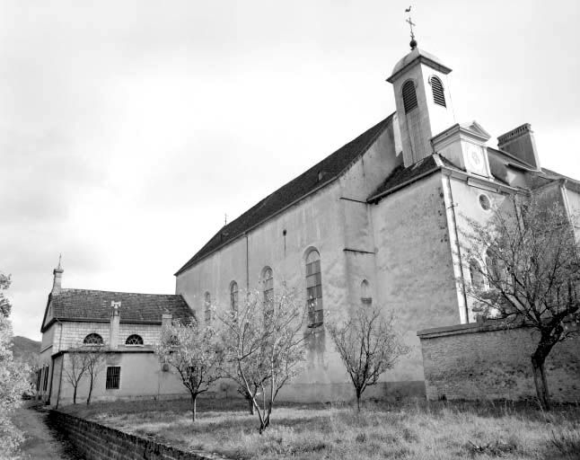 Façade latérale gauche de la chapelle. © Yves Sancey / Région Bourgogne-Franche-Comté, Inventaire du patrimoine - 1976