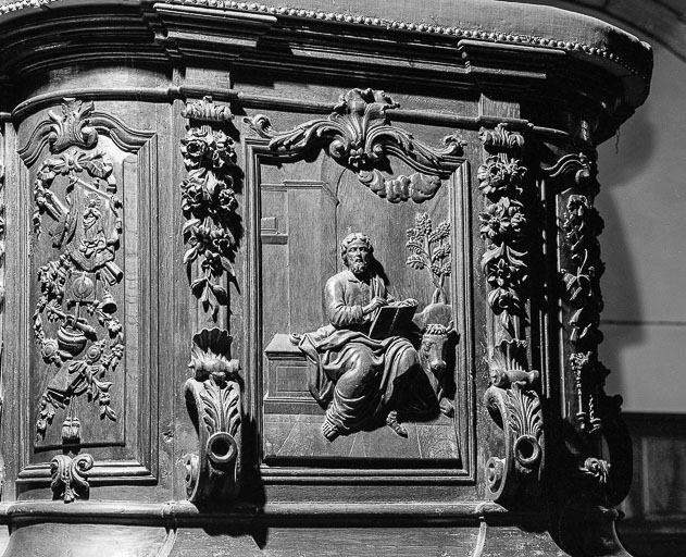 2e panneau de la cuve : saint Luc. © Yves Sancey / Région Bourgogne-Franche-Comté, Inventaire du patrimoine - 1976