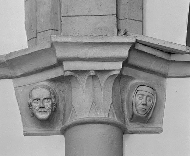 Intérieur : nef, 3e chapiteau gauche. © Yves Sancey / Région Bourgogne-Franche-Comté, Inventaire du patrimoine - 1976