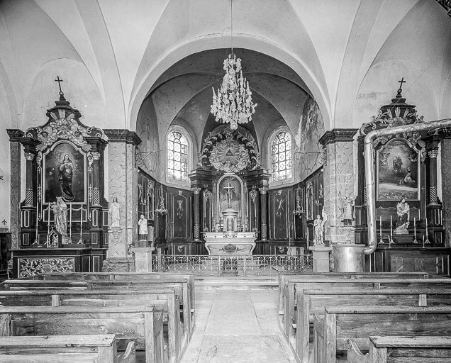 Choeur et transept. © Yves Sancey / Région Bourgogne-Franche-Comté, Inventaire du patrimoine - 1976
