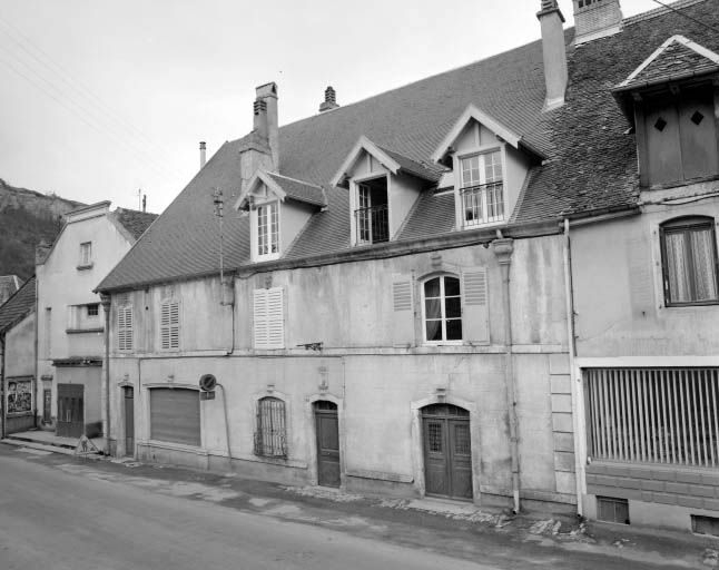 Maison située 5 avenue du Président Wilson. © Yves Sancey / Région Bourgogne-Franche-Comté, Inventaire du patrimoine - 1977