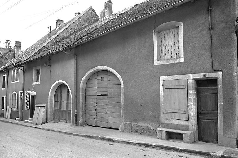 Façade antérieure. © Yves Sancey / Région Bourgogne-Franche-Comté, Inventaire du patrimoine - 1977