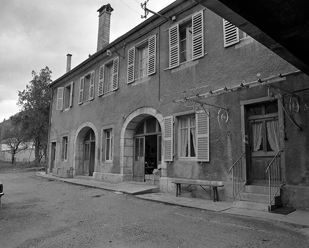 Elévation côté cour. © Yves Sancey / Région Bourgogne-Franche-Comté, Inventaire du patrimoine - 1977