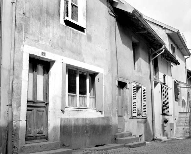 Maisons situées 7 et 9 rue des Martinets. © Yves Sancey / Région Bourgogne-Franche-Comté, Inventaire du patrimoine - 1977