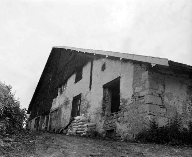 Détail du pignon antérieur. © Yves Sancey / Région Bourgogne-Franche-Comté, Inventaire du patrimoine - 1978